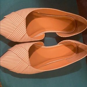 Brown/Tan Pointed Flats